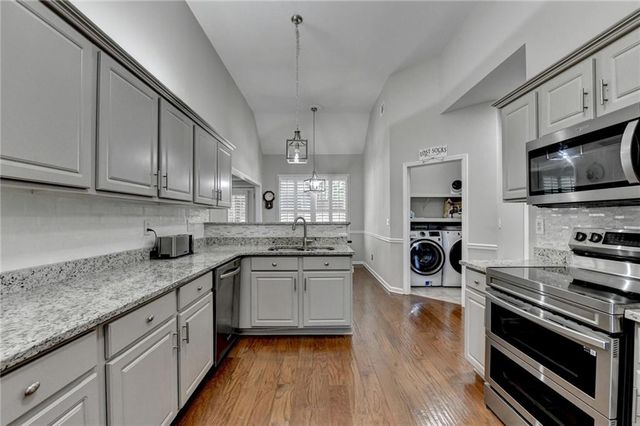 5019 Weatherstone Drive, Buford, GA 30519