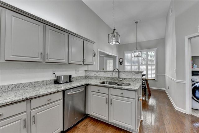 5019 Weatherstone Drive, Buford, GA 30519