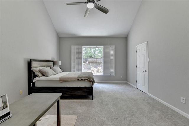 5019 Weatherstone Drive, Buford, GA 30519