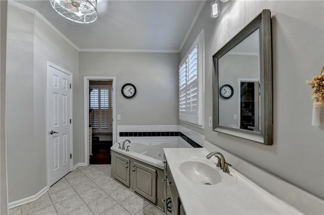 5019 Weatherstone Drive, Buford, GA 30519