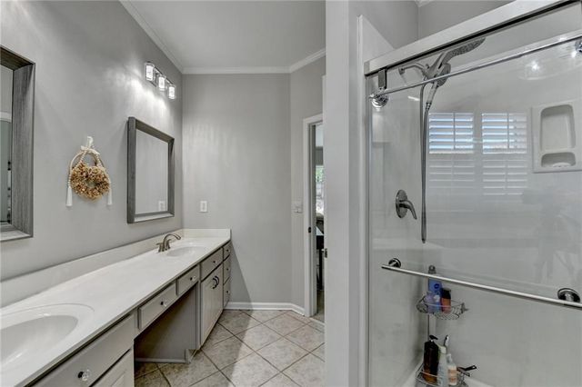 5019 Weatherstone Drive, Buford, GA 30519