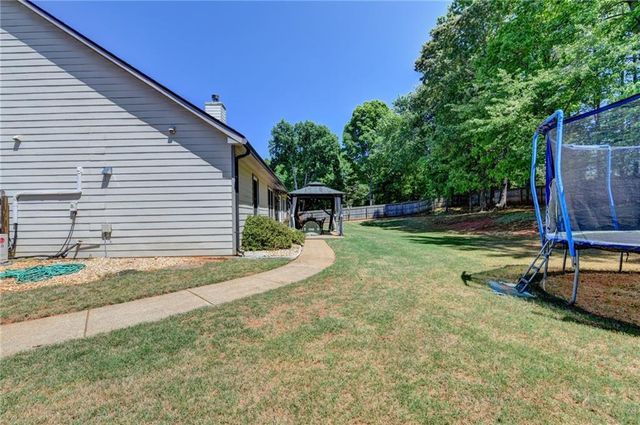 5019 Weatherstone Drive, Buford, GA 30519