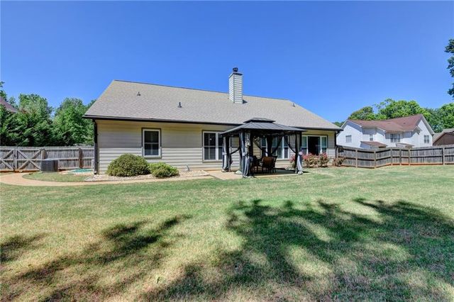 5019 Weatherstone Drive, Buford, GA 30519