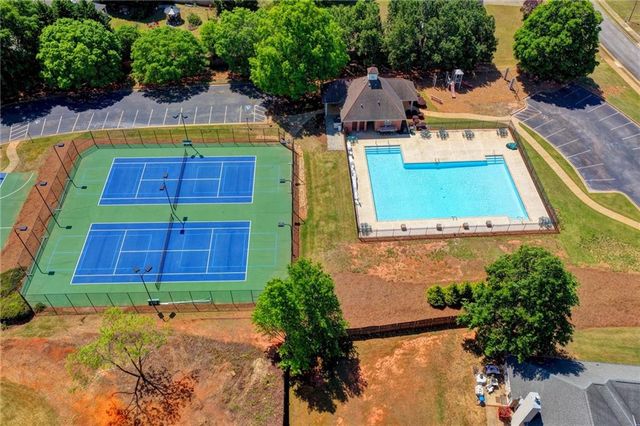 5019 Weatherstone Drive, Buford, GA 30519