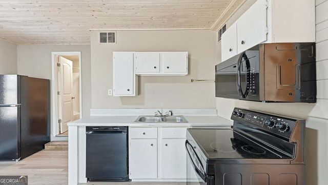 150 Cherokee Drive, Chatsworth, GA 30705