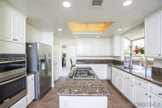 28105 Hollyberry Lane, Yorba Linda, CA 92887