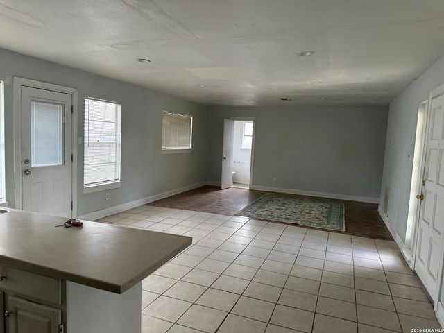 4911 LONGFELLOW BLVD, San Antonio, TX 78217