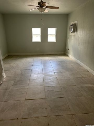 4911 LONGFELLOW BLVD, San Antonio, TX 78217