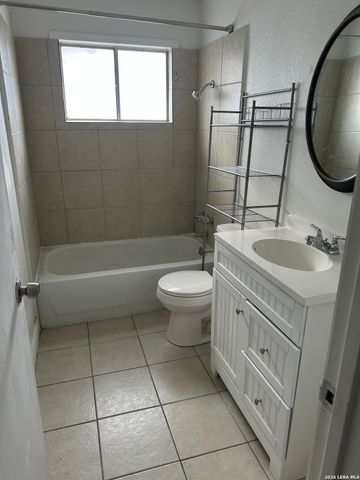 4911 LONGFELLOW BLVD, San Antonio, TX 78217