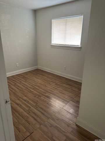 4911 LONGFELLOW BLVD, San Antonio, TX 78217