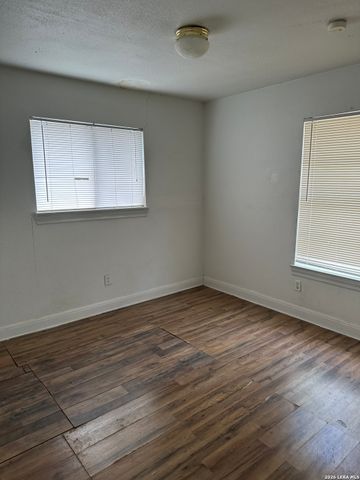 4911 LONGFELLOW BLVD, San Antonio, TX 78217