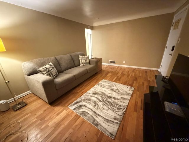 1436 Berrywood Lane, Flint, MI 48507