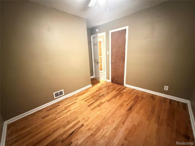 1436 Berrywood Lane, Flint, MI 48507