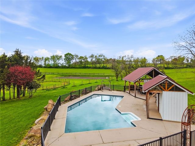 232 Whitestown ROAD, Lancaster Twp, PA 16037