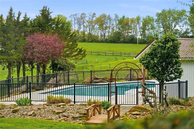 232 Whitestown ROAD, Lancaster Twp, PA 16037