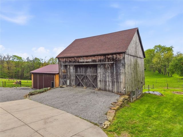 232 Whitestown ROAD, Lancaster Twp, PA 16037