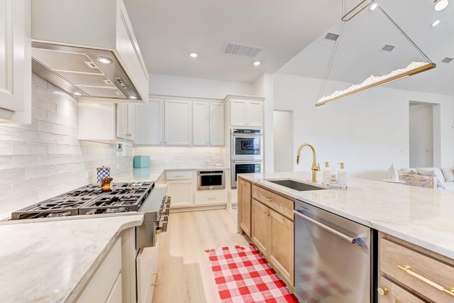 1310 Timber Shores Drive, Missouri City, TX 77459