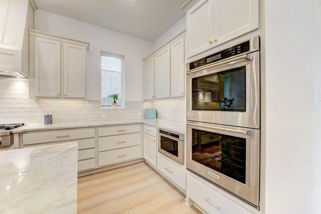 1310 Timber Shores Drive, Missouri City, TX 77459