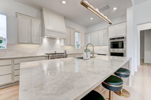 1310 Timber Shores Drive, Missouri City, TX 77459