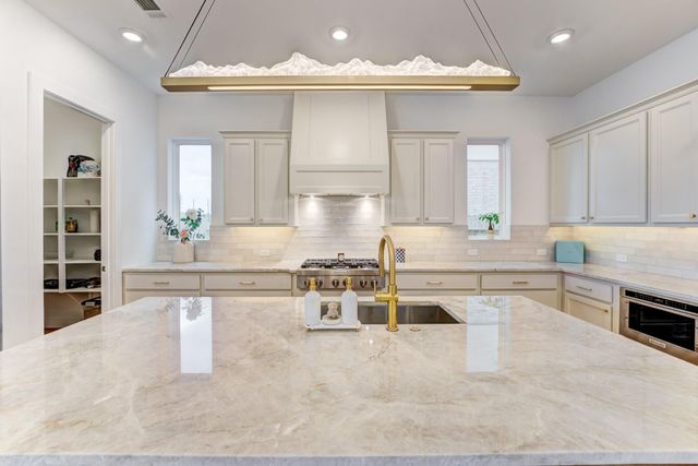 1310 Timber Shores Drive, Missouri City, TX 77459