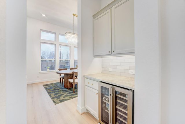 1310 Timber Shores Drive, Missouri City, TX 77459