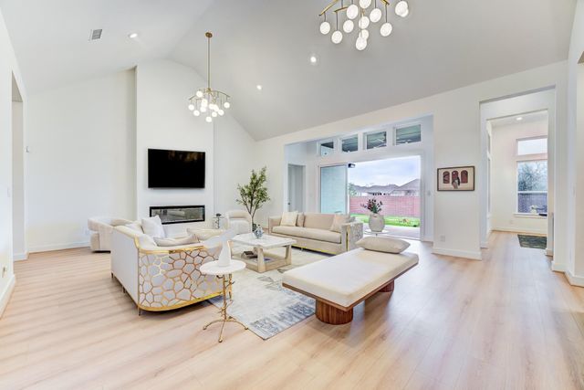 1310 Timber Shores Drive, Missouri City, TX 77459