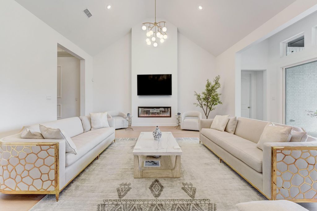 1310 Timber Shores Drive, Missouri City, TX 77459