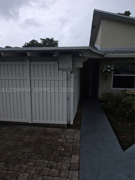3001 NW 4th Ter 186, Pompano Beach, FL 33064
