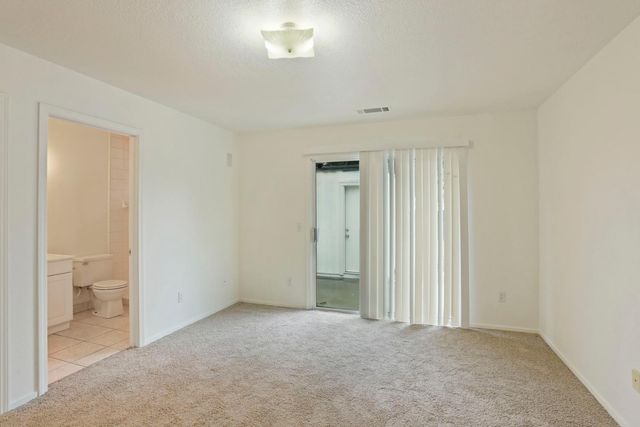 610 Hudson Ln, Modesto, CA 95351