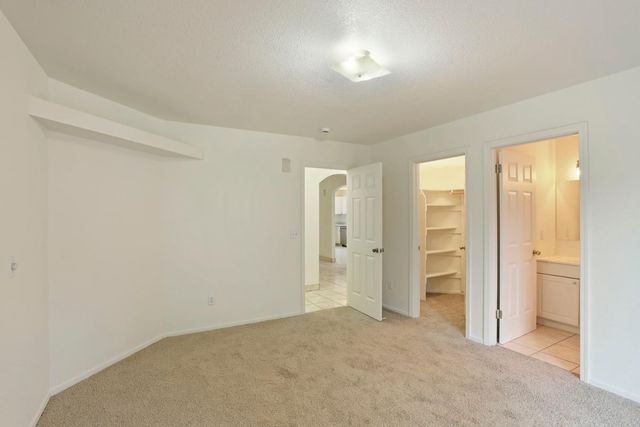 610 Hudson Ln, Modesto, CA 95351