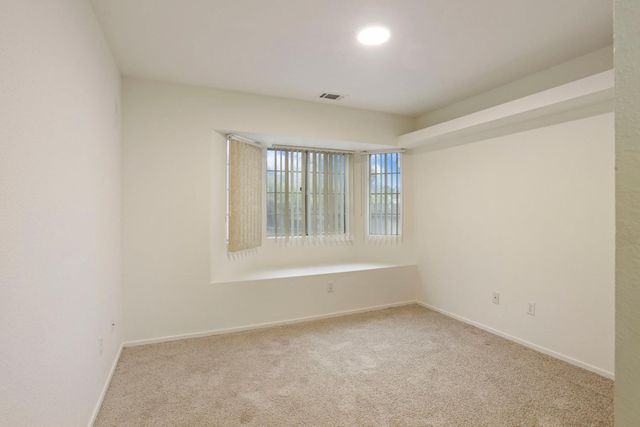 610 Hudson Ln, Modesto, CA 95351