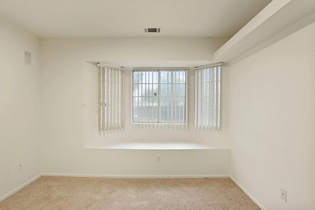 610 Hudson Ln, Modesto, CA 95351