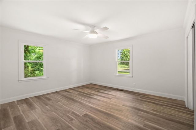 537 NE Beaverdale Road, Dalton, GA 30721