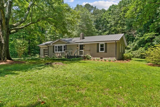 537 NE Beaverdale Road, Dalton, GA 30721