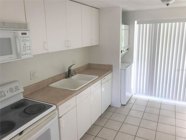 1323 54TH AVENUE E 16E, Bradenton, FL 34203