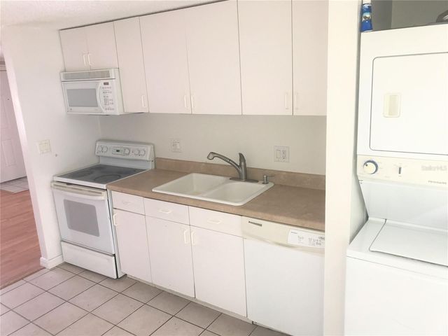 1323 54TH AVENUE E 16E, Bradenton, FL 34203