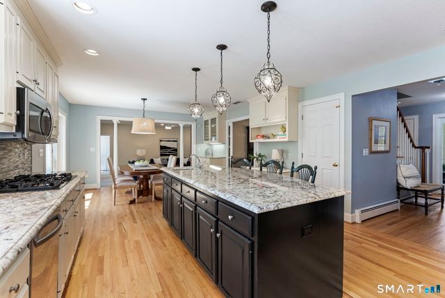 16 Cider Mill Road, Burlington, CT 06013