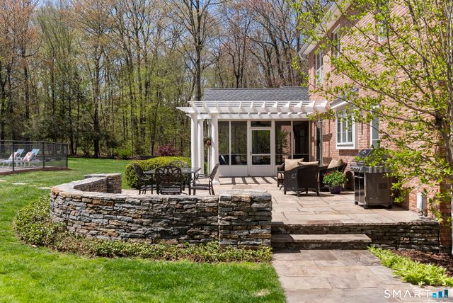 16 Cider Mill Road, Burlington, CT 06013