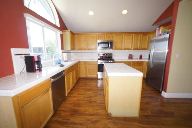 2741 Fremont Avenue, Clovis, CA 93611
