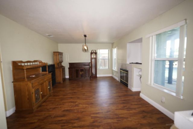 2741 Fremont Avenue, Clovis, CA 93611