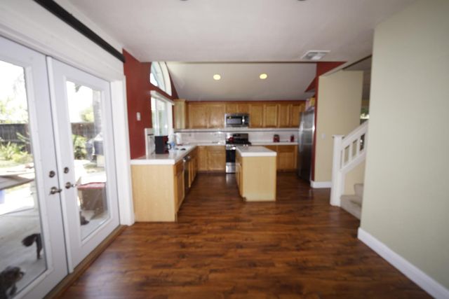 2741 Fremont Avenue, Clovis, CA 93611