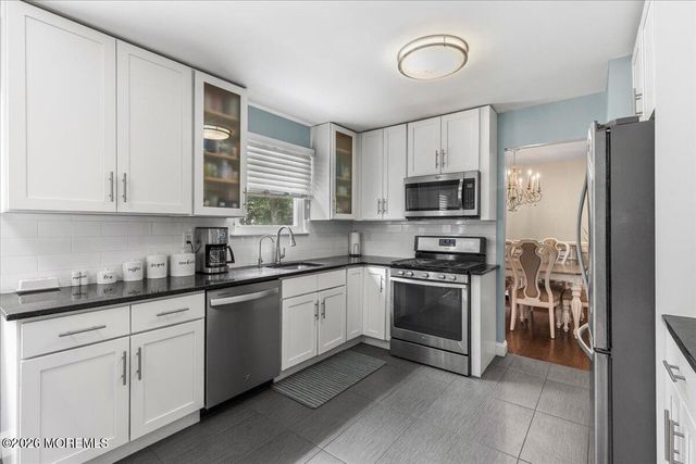 43 Glen Arden Drive, Howell, NJ 07731