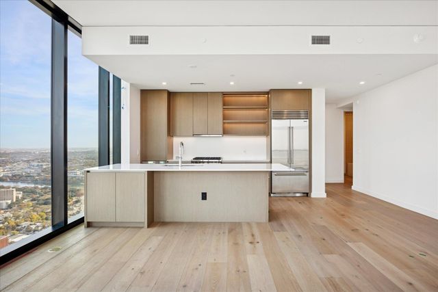 610 Davis ST 5007, Austin, TX 78701