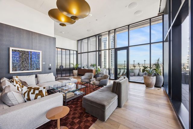 610 Davis ST 5007, Austin, TX 78701