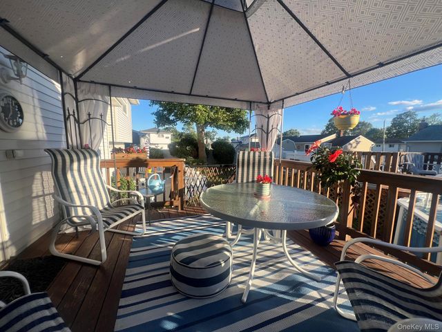 48 W 20th Street, Deer Park, NY 11729