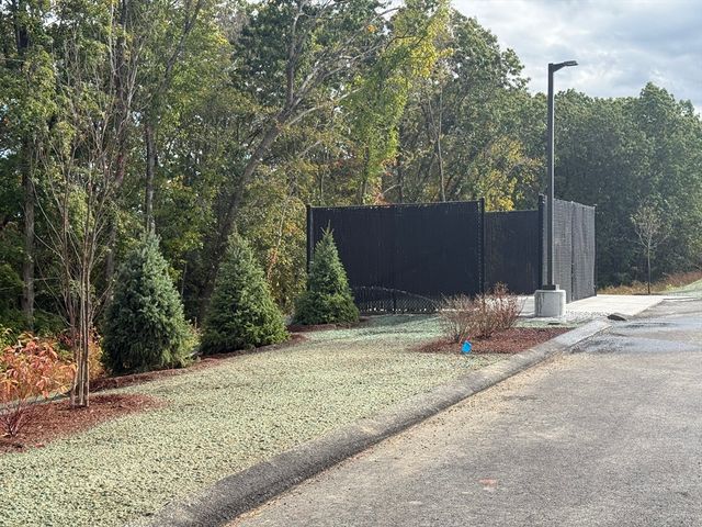 251 Sladen Street 207, Dracut, MA 01826