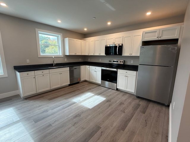 251 Sladen Street 207, Dracut, MA 01826