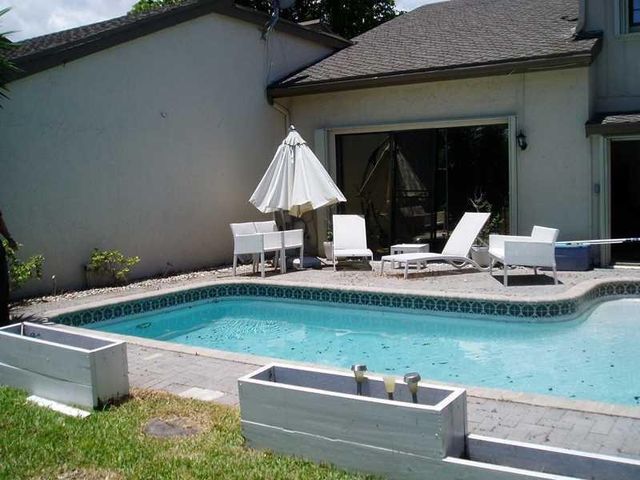 552 E Deer Creek Wildwood Ln Lane E, Deerfield Beach, FL 33442