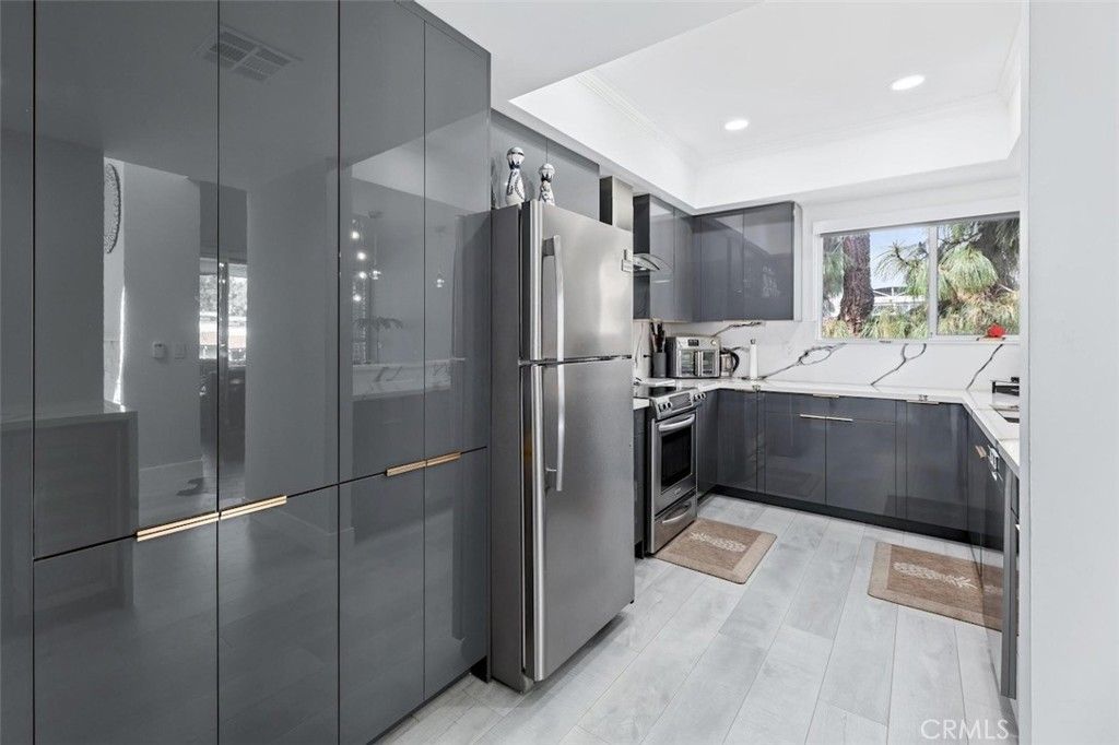 17711 Margate Street 316, Encino, CA 91316 — photo 4