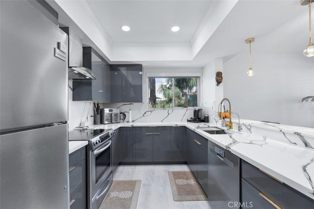 17711 Margate Street 316, Encino, CA 91316 — photo 5